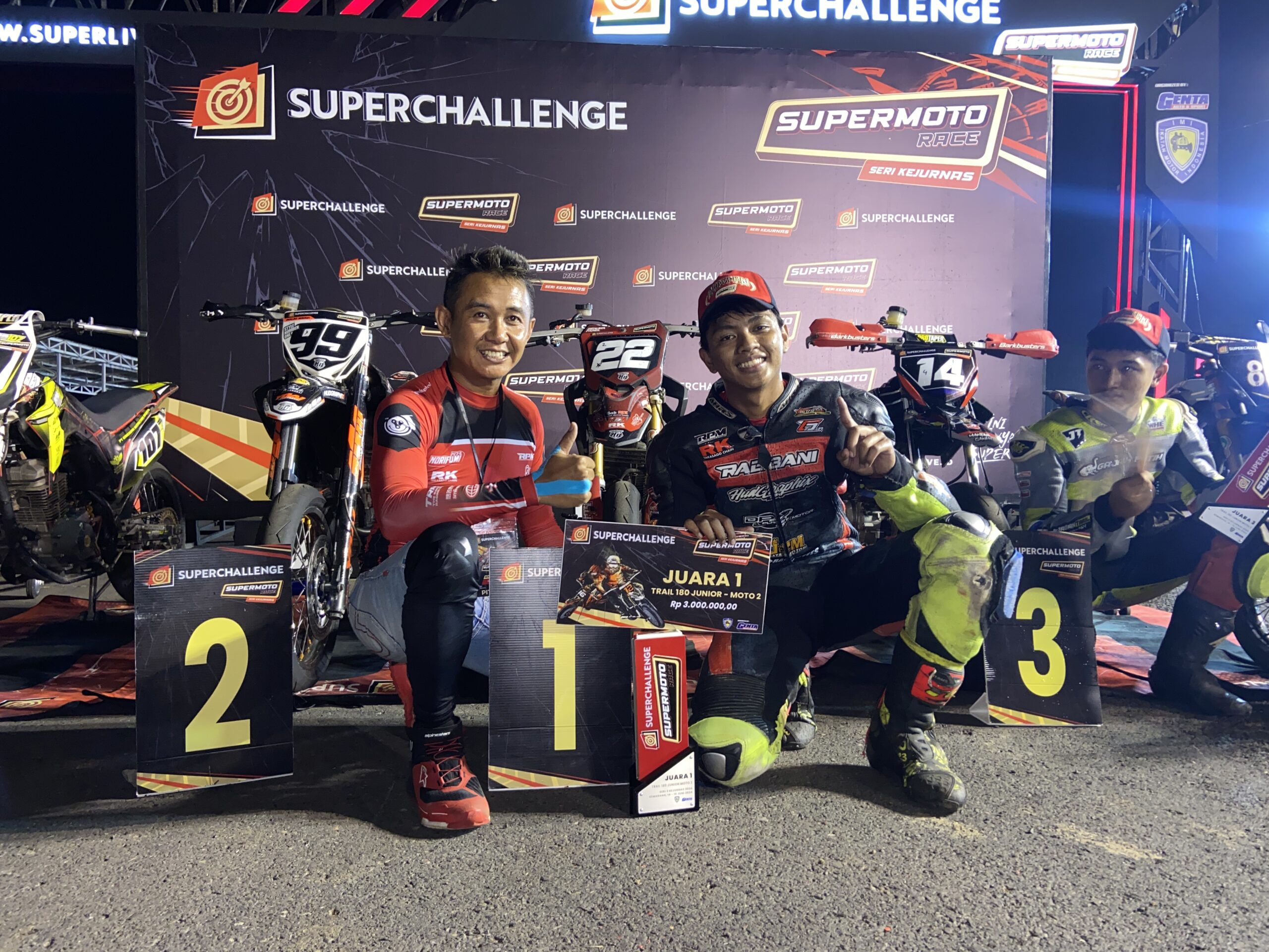 Kejurnas Superchallenge Supermoto Seri 3 Mijen : Moto…