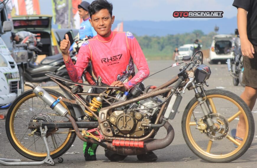 Penyisihan PRO IDC 1 : Ninja 155 TU Garasi 141 PRK Racing Purworejo Sukses Bertengger Di Podium Ke 3