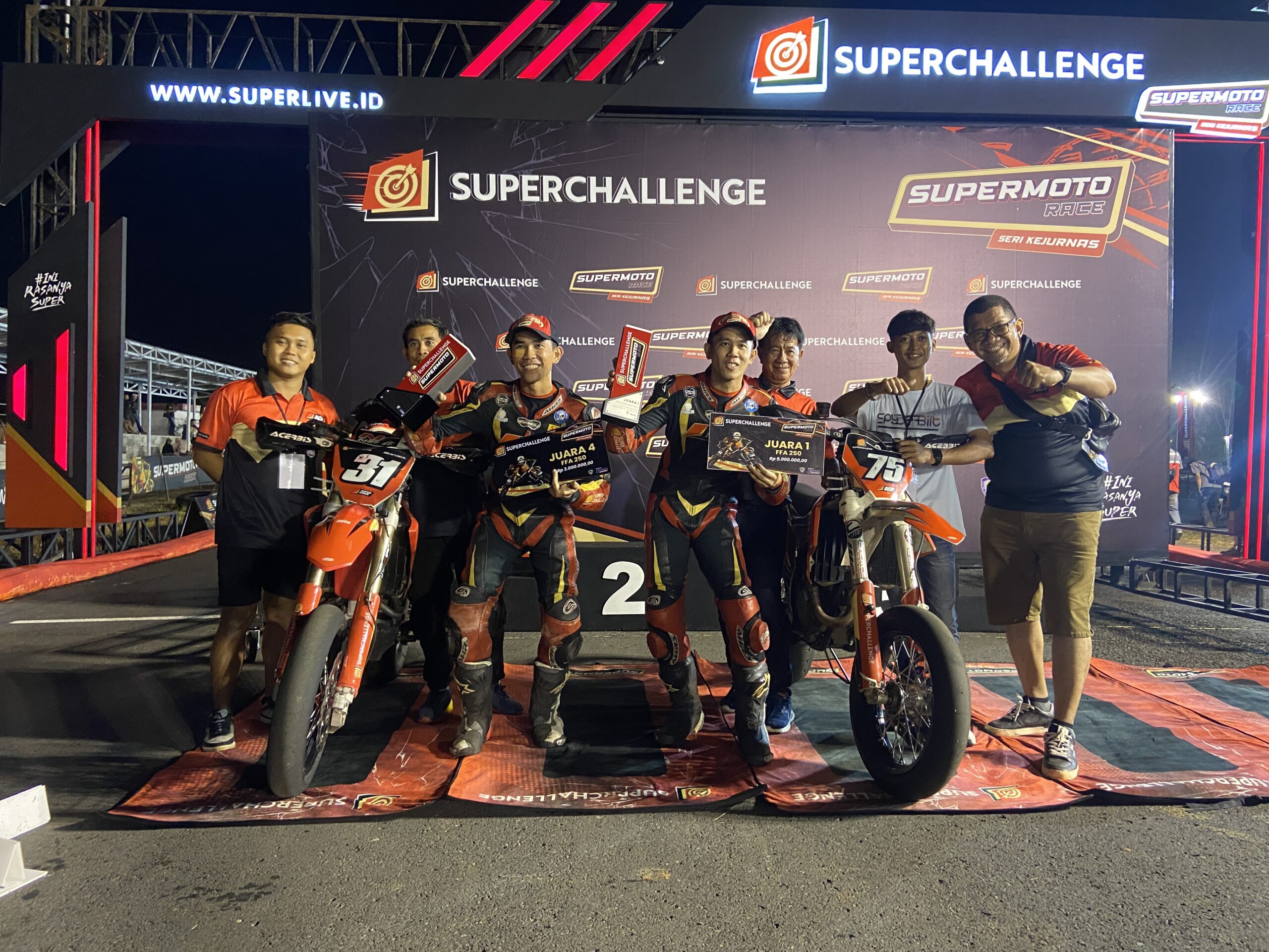 Superchallenge Supermoto Seri 3 Mijen : Penutupan Race…