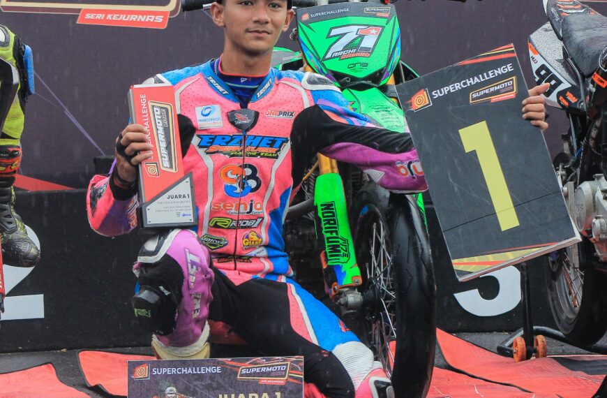 Superchallenge Supermoto Seri 3 Mijen : Joss!! Archi Ramiro Juarai Moto 1 Trail 180 Junior