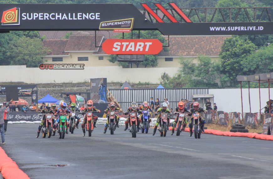 Kejurnas Superchallenge Supermoto Seri 3 Mijen Sukses Di Gelar, Hadirnya Renaldi Pradana Menambah Seru Pertarungan Di Seri 3