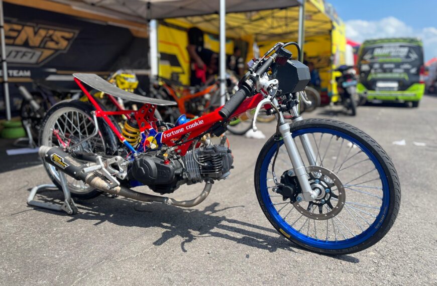 Tampil Dengan Warna Baru Bebek 4T 130cc “JOCELL PRK KOIZUMI RYL CAKRA” Catatkan Waktu Tercepat Di Sesi Kualifikasi