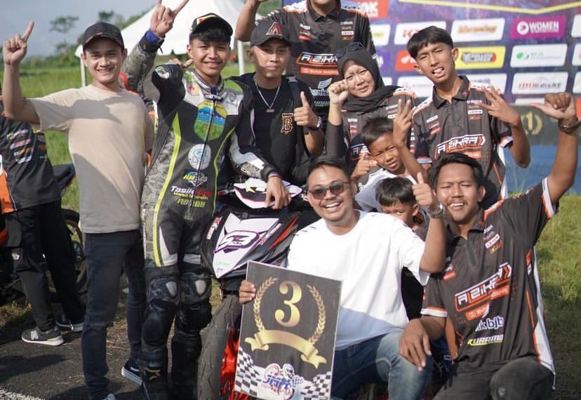 Kejurnas Motoprix Seri 2 Tasikmalaya : Perdana Tarung Di Kejurnas Motoprix MK Baja Cianjur Kuramo Racing Team Sukses Raih Hasil Manis Di Race 1 Dan Race 2 Novice, Tahun Depan Full Seri?