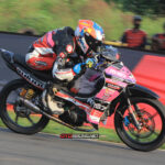 Super Prix Seri 1 Semarang : Ketat! Tiga Pembalap Tembus 47 Detik di Kualifikasi Bebek 4Tak 130cc Novice, M. Yudi Tercepat