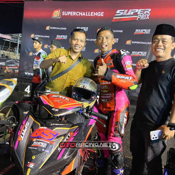 Sempat Alami Trouble Engine di Race 1, M. Erfin Raih Podium di Race 2 MP1 Super Prix Seri 1 Semarang