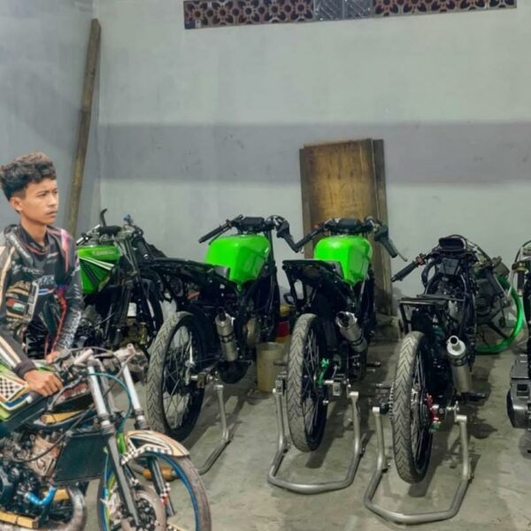 RHD 188 RC KM52 Gaet Dian Kecil untuk Tarung di SID DragBike Seri 2 – Final!