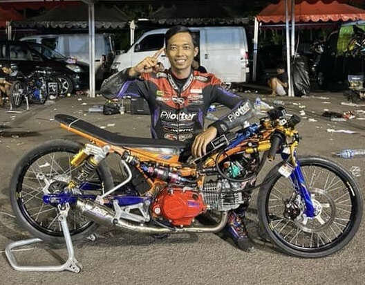 Black Dragbike Malang: Sleep Engine 200cc Racikan TJS Kediri Catatkan Best Time Nasional Lewat Deby Ap!