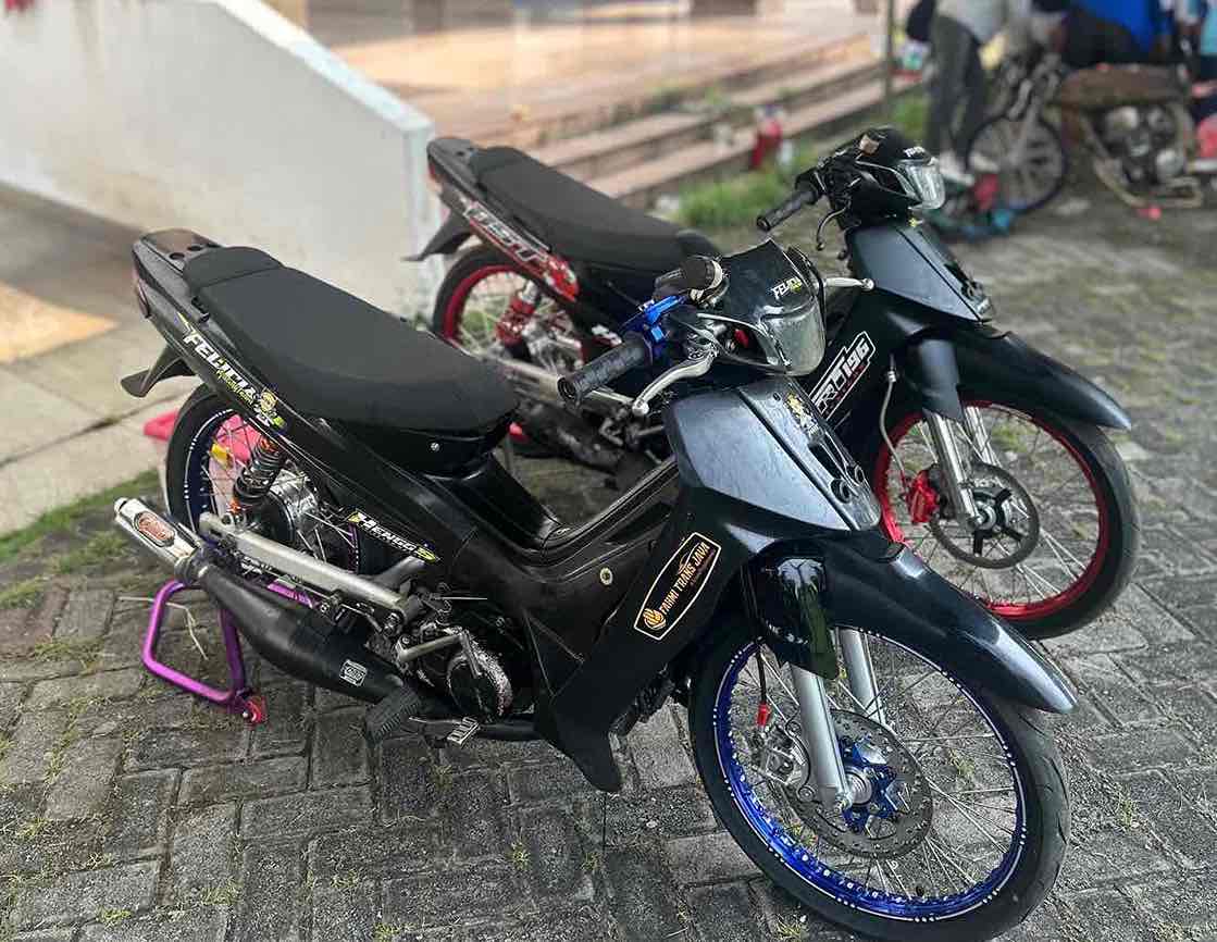 Dragbike Surabaya: Tujuh Podium Disikat! Fiz R Sunmory&hellip;