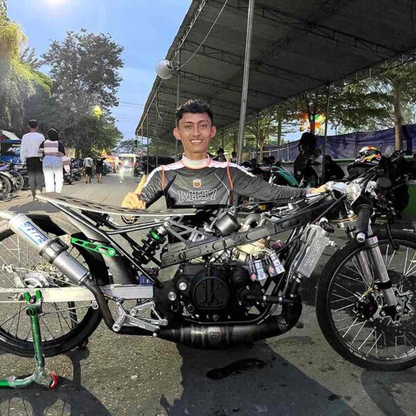 ADS Drag Bike Slawi: Dua Kali Turun Event, Ninja 155TU HG Auto Plavon Paman Speed Konsisten Juara!