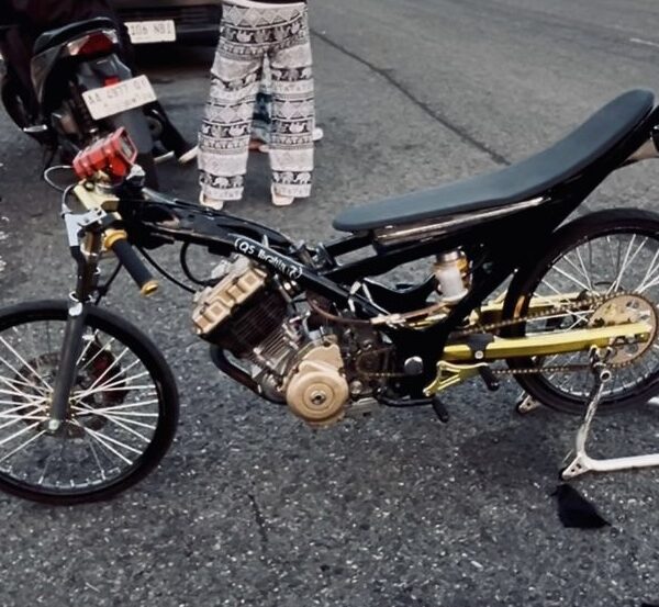 Drag Bike Pekalongan: FU Porting 155cc Putra ARS Sragen Sabet Podium Juara di Kelas Open dan Dulongmas