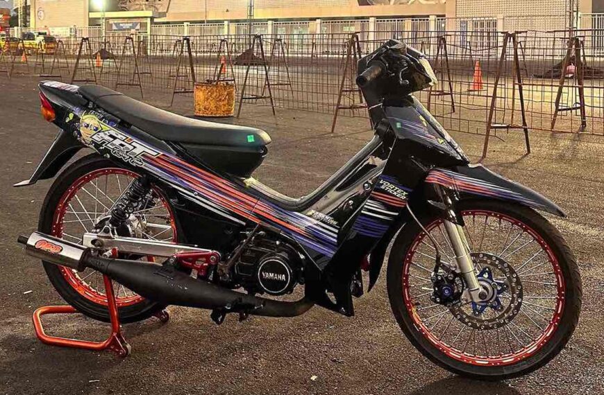 Perdana Tampil, Fiz R Sunmory FRT Langsung Raih Podium 3 di Black Drag Bike Malang