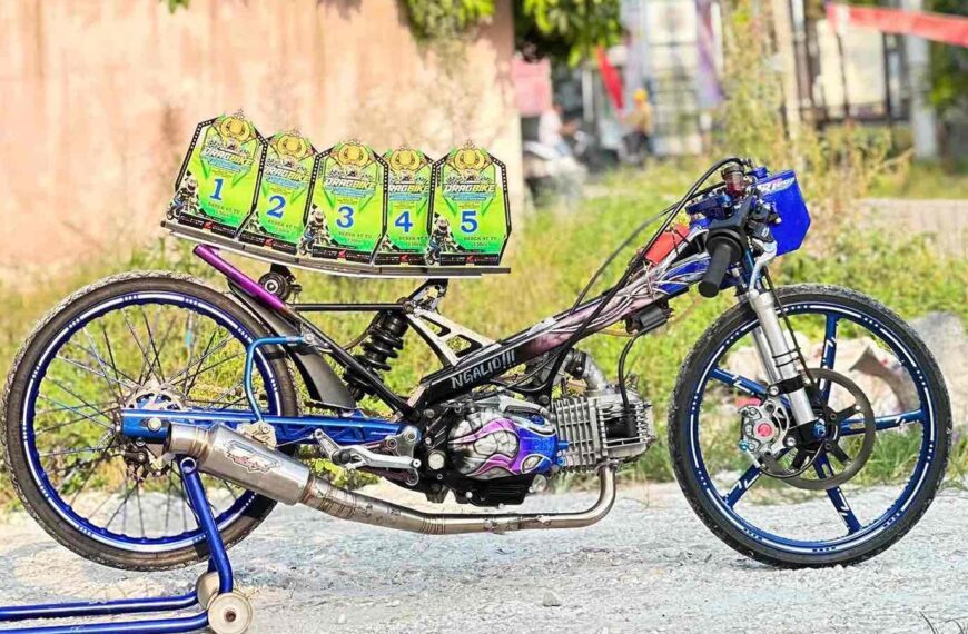 Bebek 4Tak 130cc Selikur MP FT FW06 Project Sapu Bersih Podium di HUT Bhayangkara Drag Bike Kuantan Singingi Riau