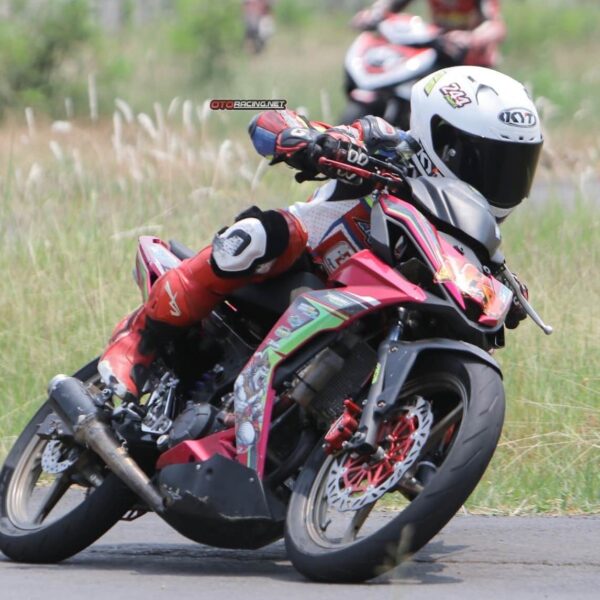 Perdana Pacu Honda GTR, Aqsa Mada Raih Podium Terbaik dan Kedua di Dandim Cup Road Race Pemalang 2026