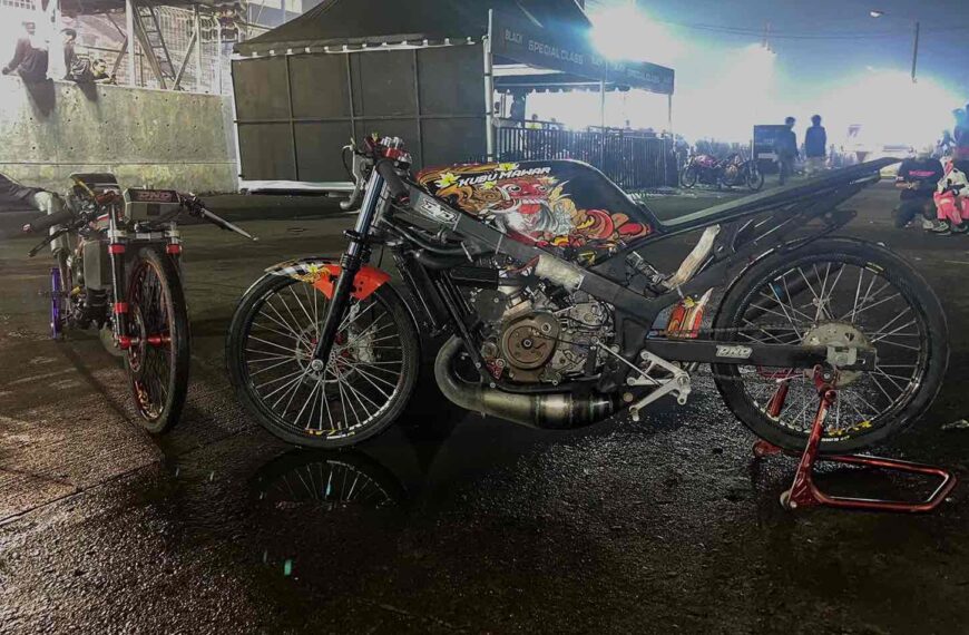 Final Black Drag Bike Sentul: Dua Ninja Kubu Mawar Raih Podium di Kelas Pemula dan Open!